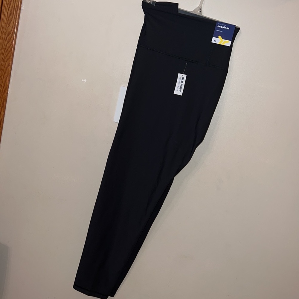 🆕 Extra High-Rise super soft women’s Leggings.